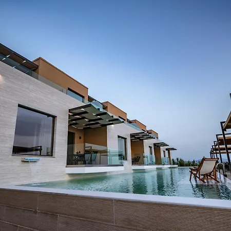 Serenity Sea View