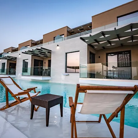 Serenity Sea View